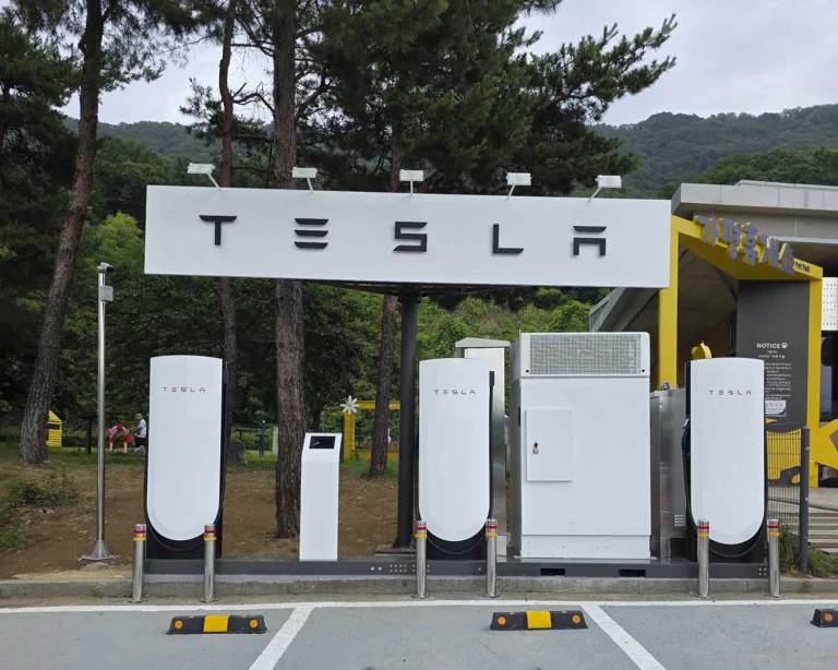 [Tesla Korea] 테슬라 V4 수퍼차저