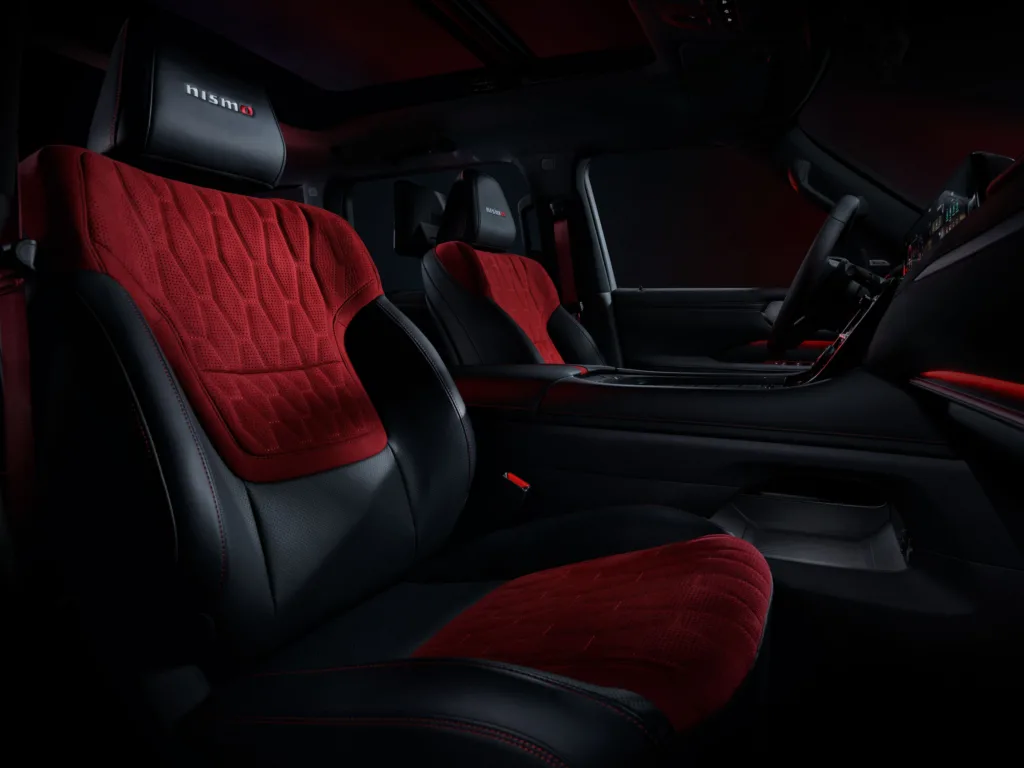 日産, 495HP SUV, 新型 パトロールNISMO 世界初公開 6 The all new Patrol NISMO front seats https://mobilityground.com/wp-content/uploads/2025/06/The-all-new-Patrol-NISMO_3_4Front.webp