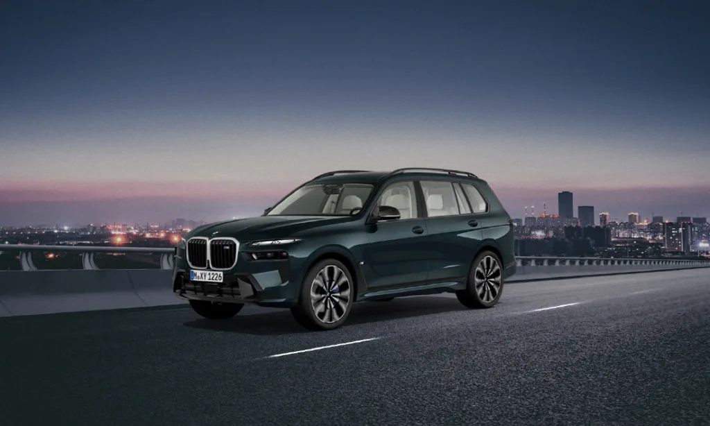 BMW X7 M60i xDrive 인디비주얼 패트롤 미카 에디션