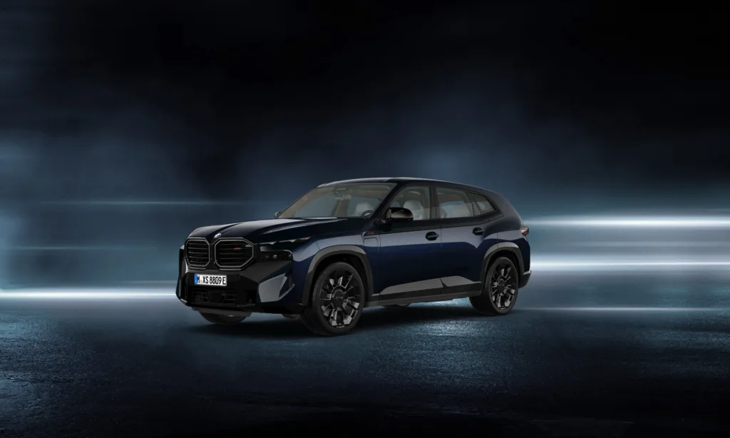 BMW XM 레이블 카본 블랙 에디션