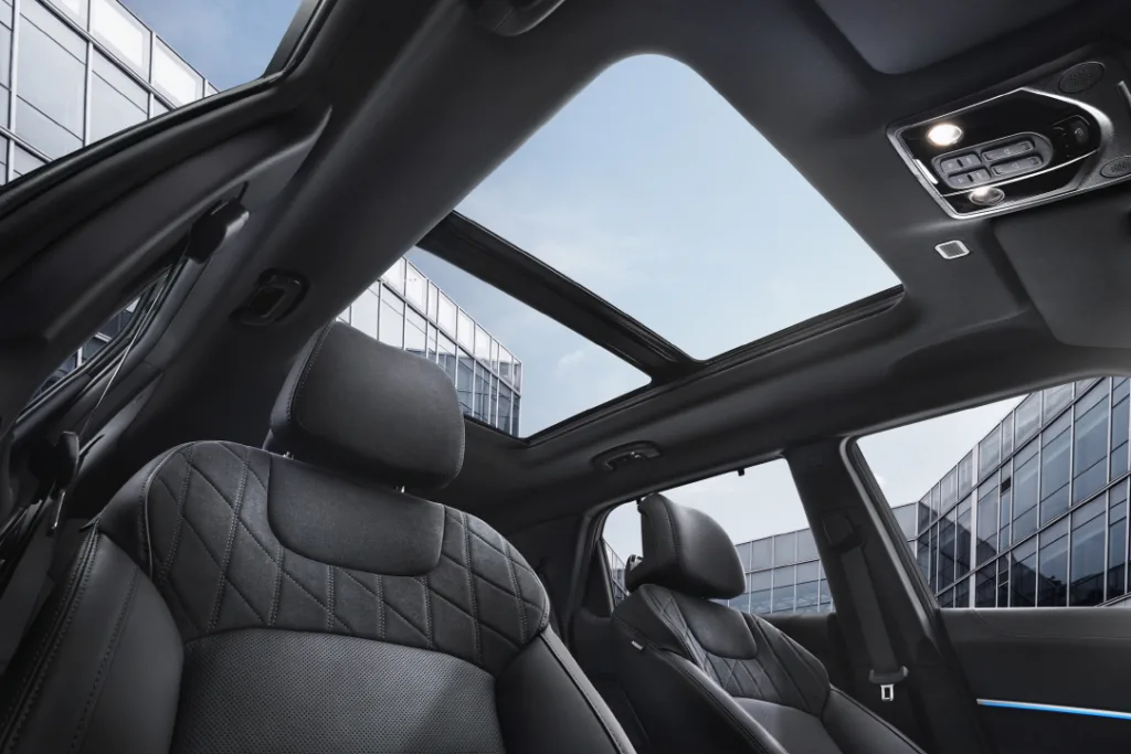 KGM 액티언 하이브리드 출시, 94% EV 모드 주행 가능한 3,695만원 단일 트림 4 KGM 액티언 하이브리드