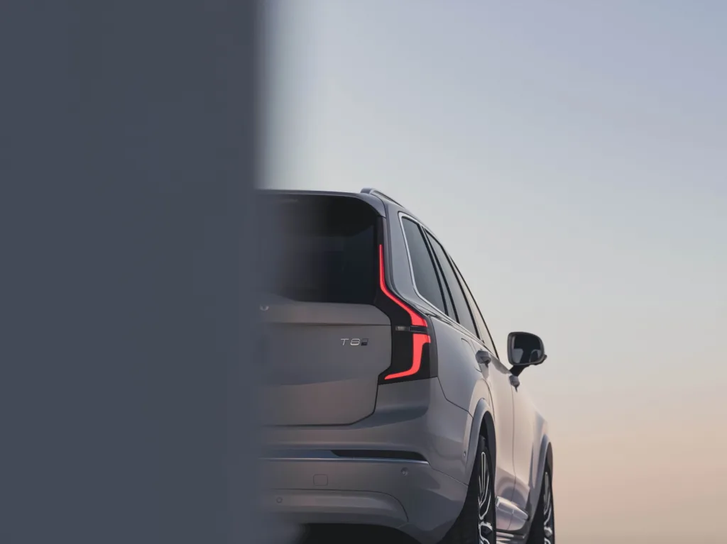 "11년 만에 400만 대" 볼보 SPA 플랫폼, 브랜드 부활 이끈 핵심 기술 3 331884 New Volvo XC90 exterior https://mobilityground.com/wp-content/uploads/2025/07/사진자료2_볼보-XC90.webp