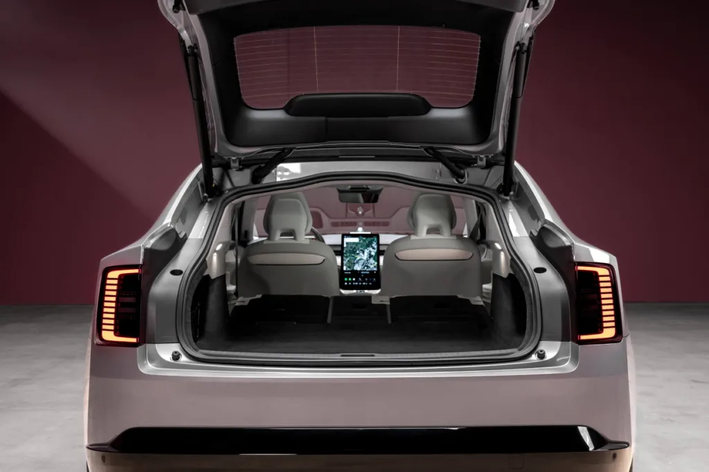 볼보 ES90, 세단, 패스트백, SUV 장점 모두 담은 새로운 플래그십 4 볼보 ES90, In a class of its own – here is the all-new, fully electric Volvo ES90