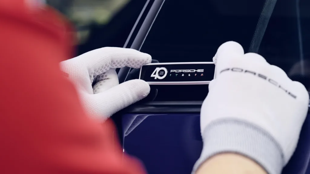 포르쉐, 페라가모와 함께 911 카레라 GTS, 타이칸 4S 스페셜 에디션 공개, Porsche Italia celebrates jubilee with two exceptional special-edition models