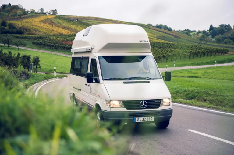 메르세데스-벤츠 스프린터_Every tenth Sprinter a motorhome: Mercedes-Benz at the Caravan Salon Düsseldorf