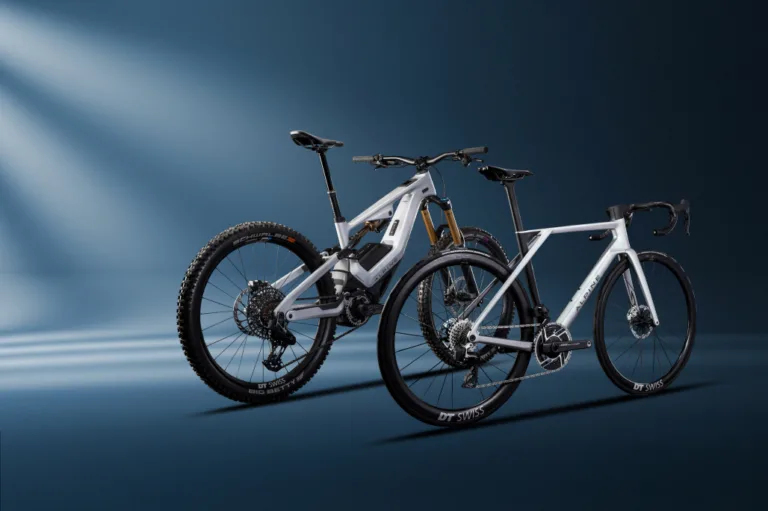 알핀과 협력한 라피에르 전기자전거, Alpine and Lapierre agree to a double collaboration in 2025: the Xelius DRS SE bicycle and Overvolt GLP SE mountain bike