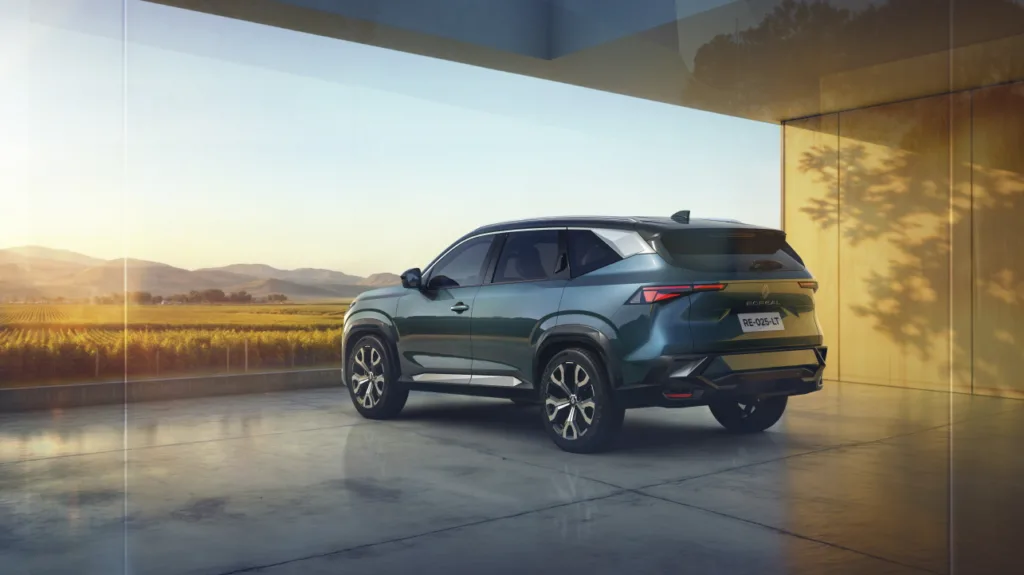 Renault Boreal, be the C segment benchmark over 70 countries 4 르노 보레알 - Renault Boreal: a new signature SUV of elegant, high-tech design for the international market