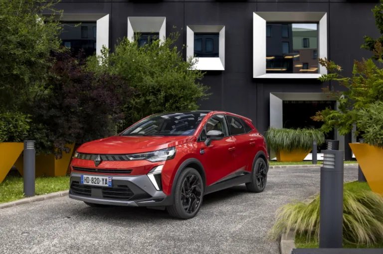 르노 E-Tech 하이브리드, 르노 에스파스 그리고 르노 심비오즈에 새롭게 적용, Two new-generation full hybrid powertrains on the road with Symbioz and Espace