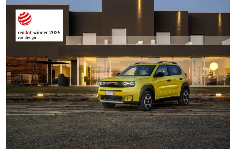 Fiat Grande Panda wins the “Red Dot Award” 2025