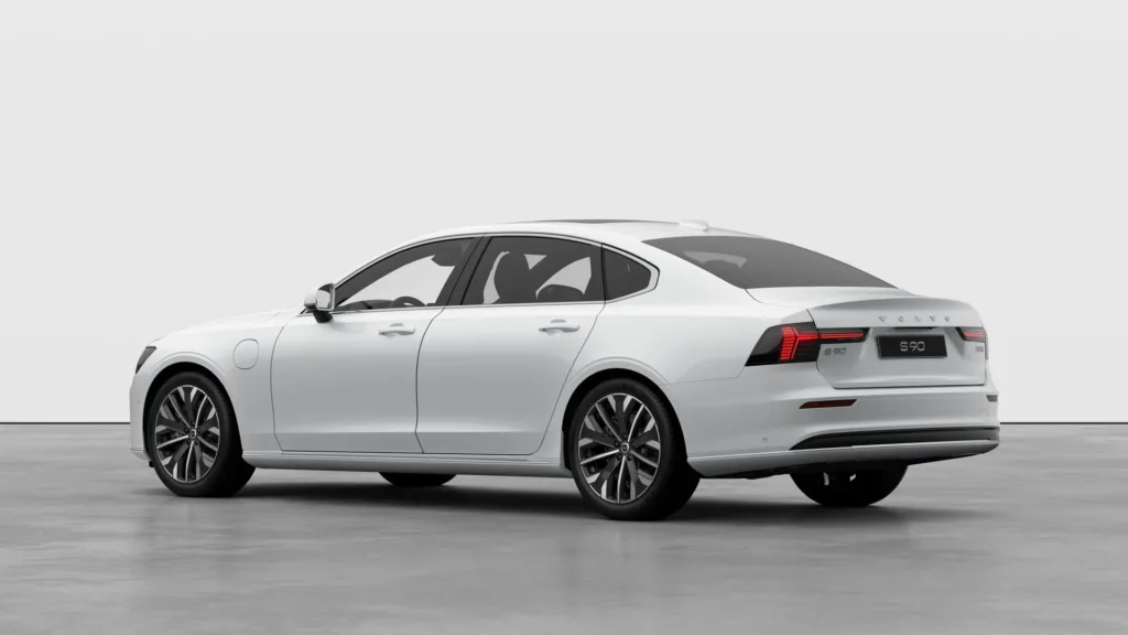 볼보 XC90, S90의 등장, 더욱 진하게 퍼지는 편안한 럭셔리의 향기 7 볼보 S90, Volvo S90