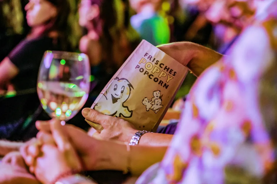 메르세데스-벤츠 박물관, 8월 중순부터 야외 영화관 프로그램 17편 상영 4 25c0151 007 https://mobilityground.com/wp-content/uploads/2025/08/25c0151_001.webp