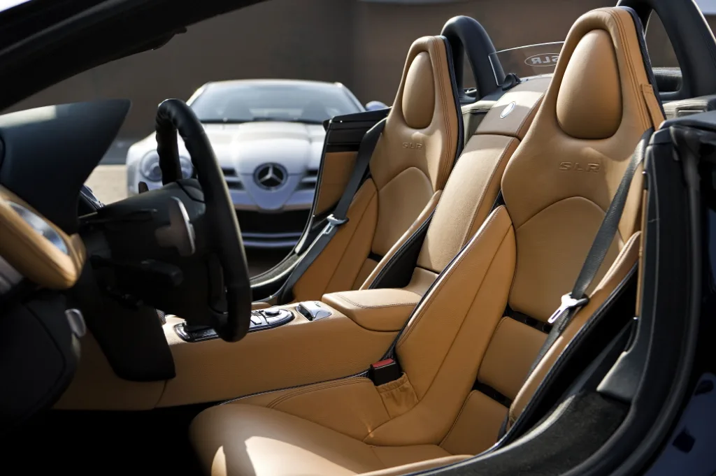 2007년 벤츠 SLR 맥라렌 로드스터의 특별한 스토리, 그 비밀은? 6 25c0153 013 https://mobilityground.com/wp-content/uploads/2025/08/25c0153_002.webp