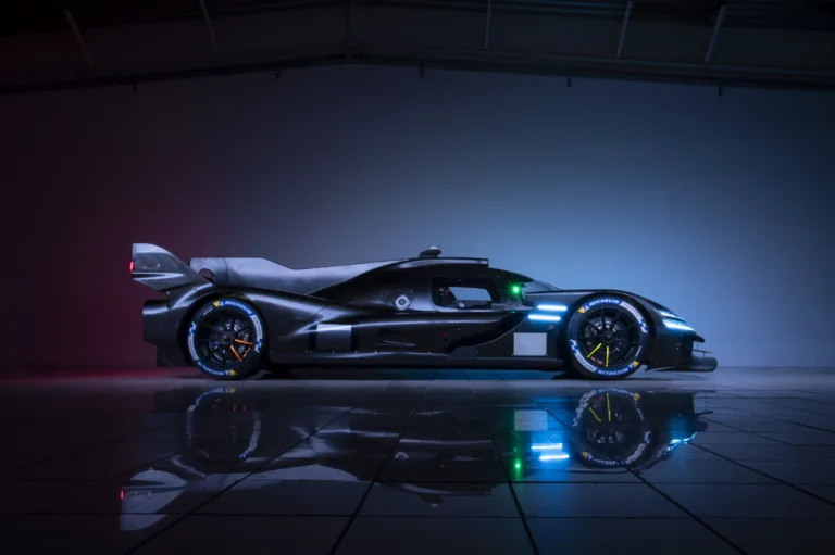 제네시스 마그마 레이싱 GENESIS MAGMA RACING PREPARES FOR TESTING AFTER COMPLETION OF FIRST GMR-001 HYPERCAR CHASSIS