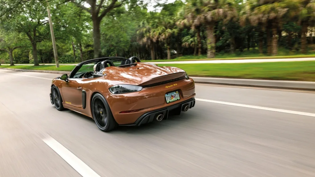 포르쉐, The Sepia Effect: A historic color with ㅖPorsche icon status