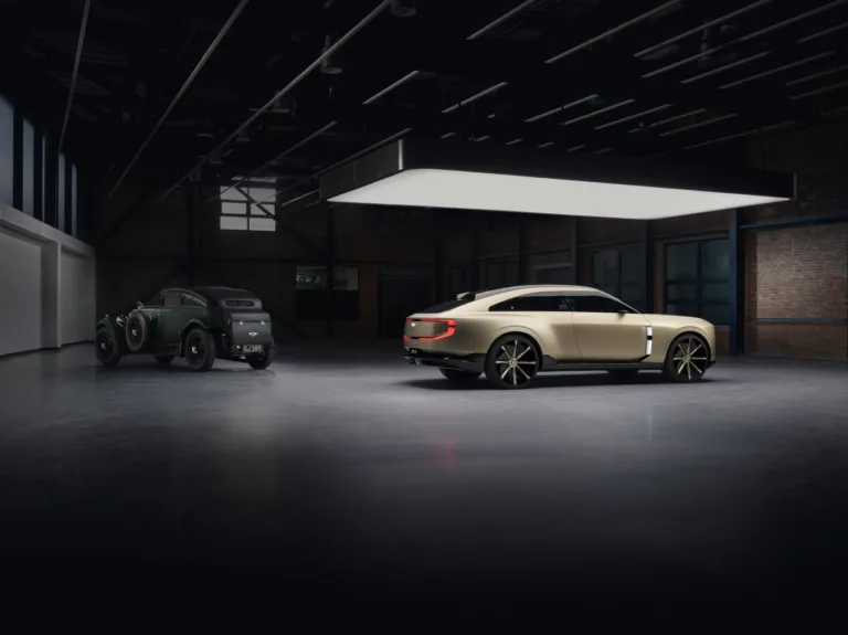 벤틀리 몬터레이 카 위크, Bentley returns Monterey Car Week with EXP 15