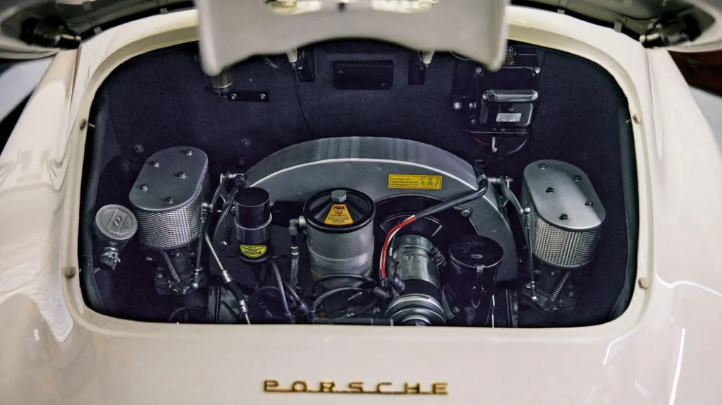 세상 단 하나뿐인 포르쉐 356 A 원오프 발견, 10년 복원 대서사 5 Restored Porsche 356 A 1958 factory one off full of special requests 7 https://mobilityground.com/wp-content/uploads/2025/08/Restored-Porsche-356-A-1958-factory-one-off-full-of-special-requests-1.webp