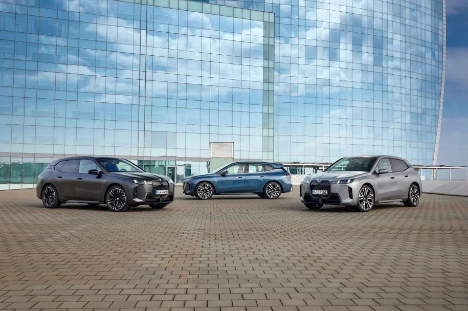 사진 BMW 코리아 강렬한 디자인과 향상된 주행성능 갖춘 뉴 iX 공식 출시 1 https://mobilityground.com/wp-content/uploads/2025/08/사진-BMW-코리아-강렬한-디자인과-향상된-주행성능-갖춘-뉴-iX-공식-출시-2.webp