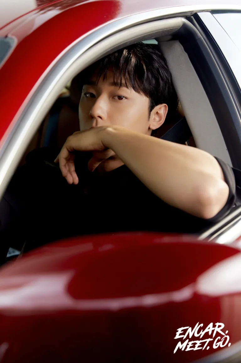 배우 이도현, 엔카닷컴 신규 광고 ‘내 차 팔기, 엔카 MEET GO(믿고) 직진’ 광고 촬영 현장 비하인드 컷