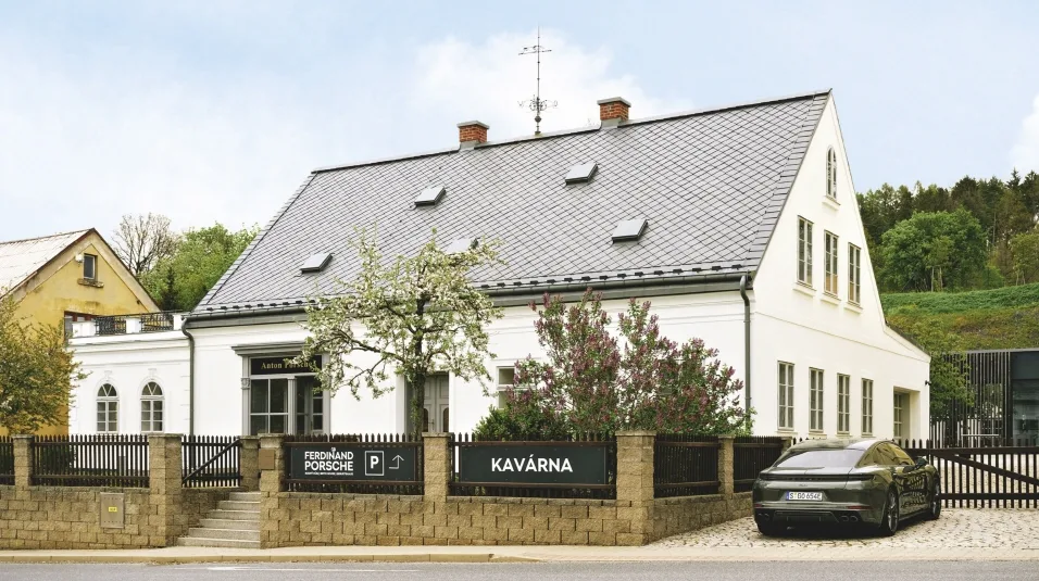 포르쉐 E-퍼포먼스, Porsche E-Performance: The ‘E’ is for Emotion