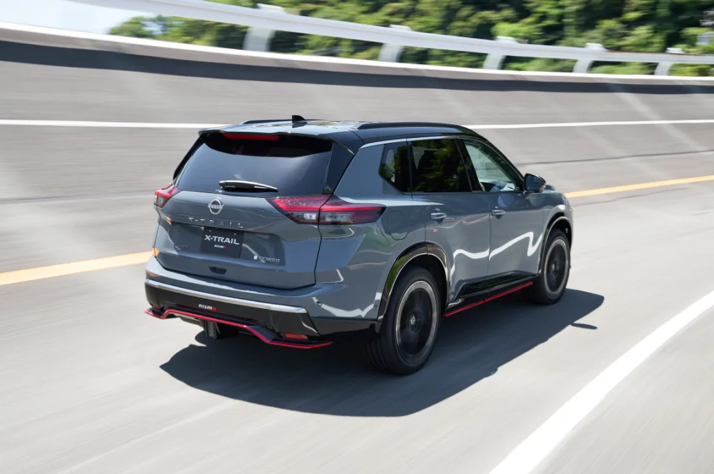 250821 01 X Trail NISMO drive 098 https://mobilityground.com/wp-content/uploads/2025/09/250821-01_X-Trail_NISMO_002-scaled.webp