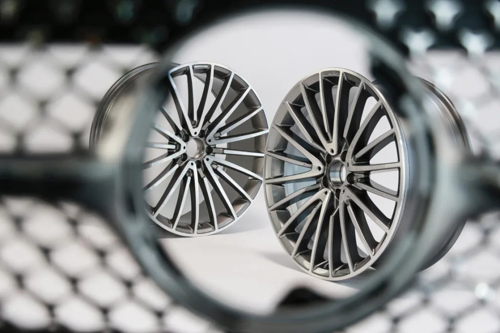 Mercedes-Benz counterfeit products 793 raids in 2024 2 메르세데스-벤츠 위조 부품 단속, 793 Raids in 2024: Over 1.5 million Mercedes-Benz counterfeit products seized worldwide