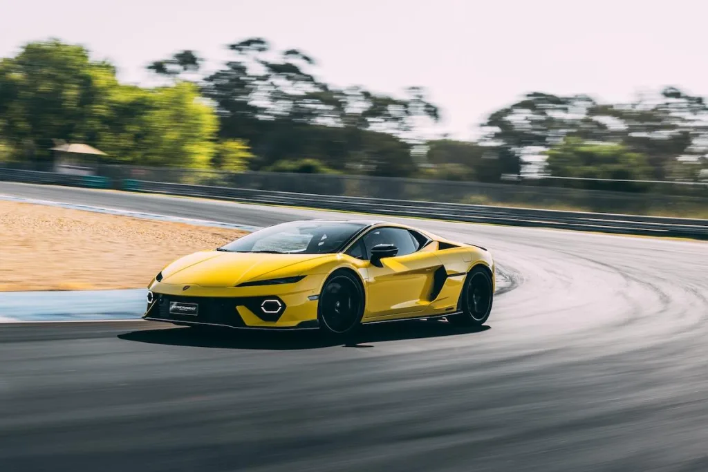 람보르기니 테메라리오, Lamborghini Temerario delivers on numbers at its dynamic launch