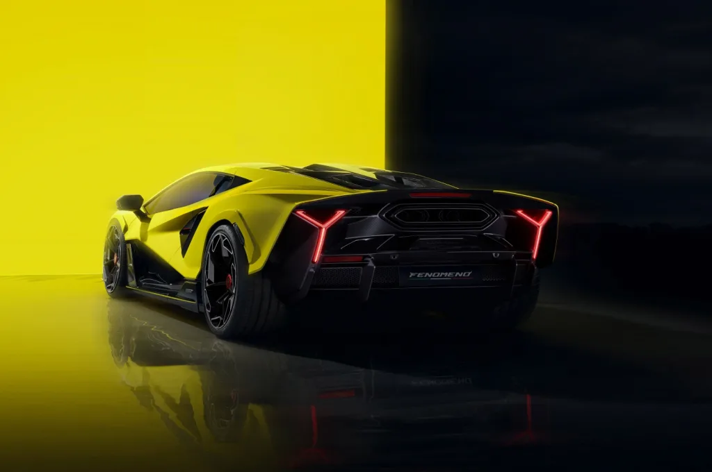 Lamborghini Fenomeno, the most powerful V12 ever 7 람보르기니 페노메노, The ‘Few Off’ Lamborghini Fenomeno: a ‘Design Manifesto’ and the most powerful V12 ever