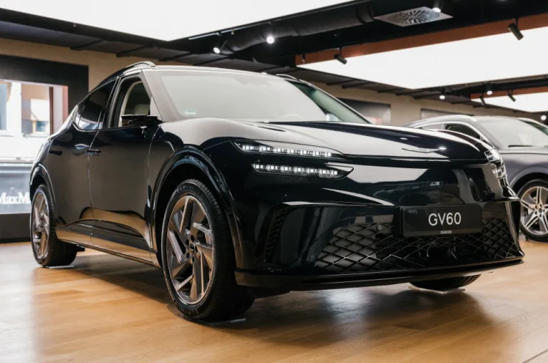 제네시스 GV60, GMR-001 하이퍼카 IAA 모빌리티 2025, GENESIS BRINGS TEST DRIVES, DEBUTS AND DESIGN-DRIVEN PERFORMANCE TO IAA MOBILITY 2025