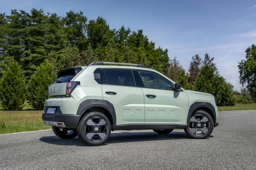 GrandedsPanda petrol https://mobilityground.com/wp-content/uploads/2025/09/GrandePanda_pesstrol.webp