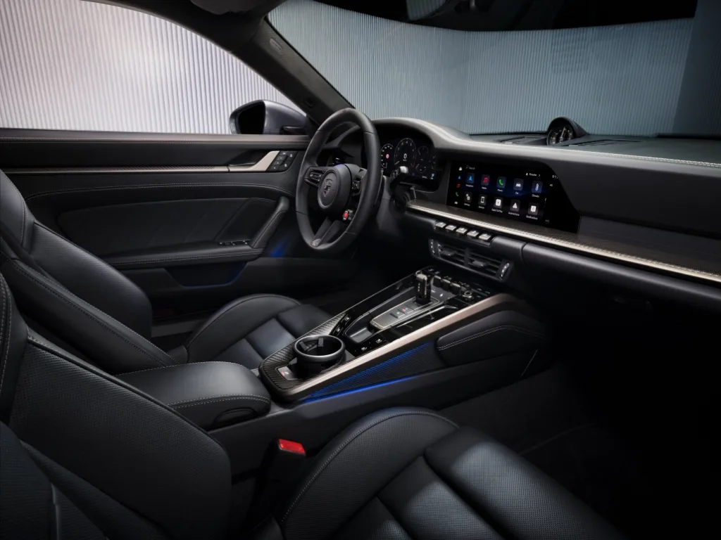 포르쉐 911 터보 S 신형 공개! 711마력으로 뉘르부르크링 14초 단축 11 S25 0906 a3 rgb https://mobilityground.com/wp-content/uploads/2025/09/S25_0909_a3_rgb.webp