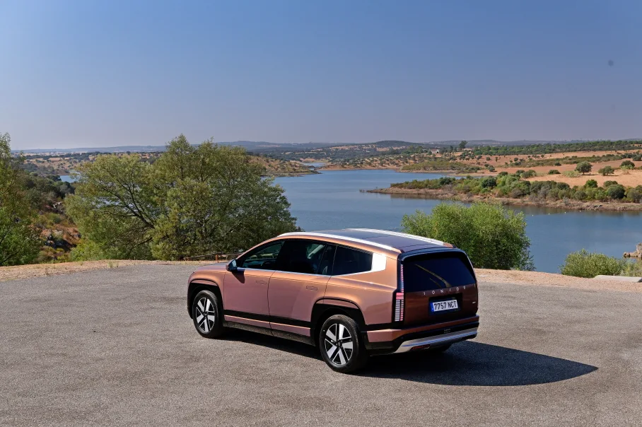 현대차 아이오닉 9, 워즈오토 10대 엔진 선정, E-GMP는 몇 년 연속? 2 아이오닉 9, Hyundai Reaffirms Top Safety Standards: IONIQ 9 Receives Five-Star Euro NCAP Rating