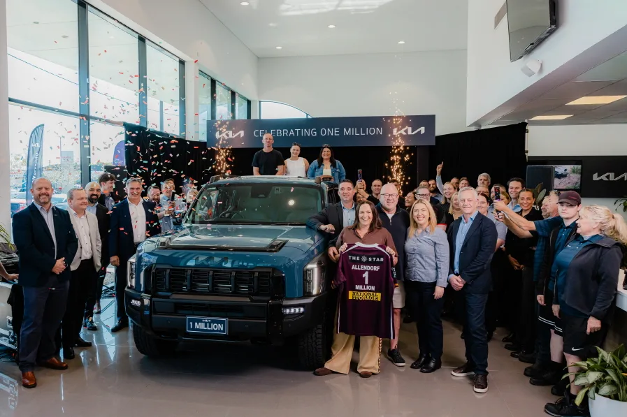 사진자료 1 기아 호주 진출 누적 100만대 판매 달성 https://mobilityground.com/wp-content/uploads/2025/09/사진자료-1-기아-호주-진출-누적-100만대-판매-달성.webp