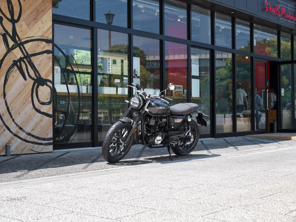 혼다 GB350S 2 https://mobilityground.com/wp-content/uploads/2025/09/혼다-GB350S-2.webp