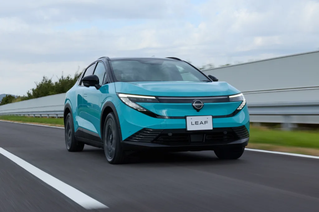702km 달리고 35분 급속 충전! 닛산 리프 B7 일본 전용 모델 출시 1 0928 LEAF 014 https://mobilityground.com/wp-content/uploads/2025/10/0928-LEAF_014.webp