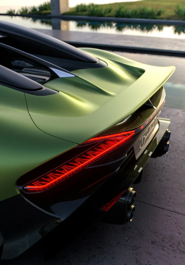 부가티, 연간 2대 한정 원오프 프로그램 '솔리테르' 첫 작품은 브루야르 9 19 bugatti solitaire brouillard https://mobilityground.com/wp-content/uploads/2025/10/01-bugatti-solitaire-brouillard.webp