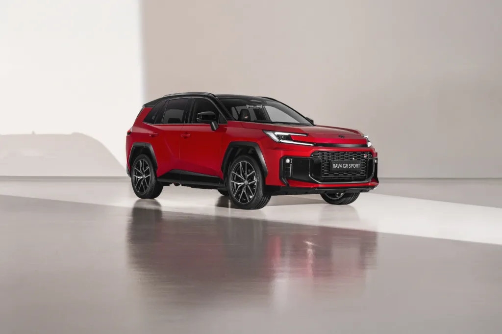 6 Generation Toyota RAV4, makes worldwide debut 5 토요타 RAV4 유럽 출시, All-new Toyota RAV4 makes worldwide debut