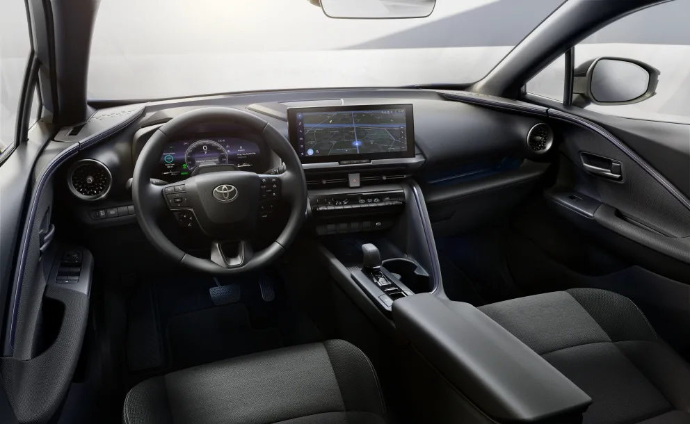 토요타, 2026 Toyota C-HR gets updated Mid+ grade and wider GR SPORT choice