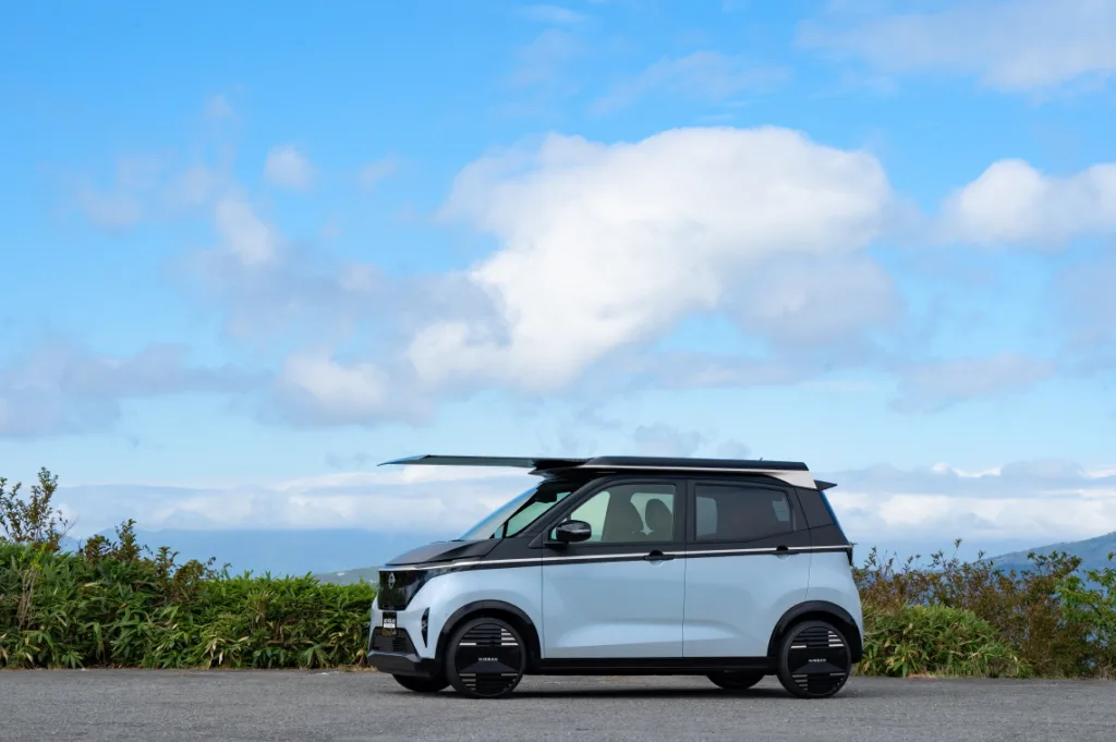 "충전소 안녕" 닛산 사쿠라, 태양광만으로 연 3,000km 주행 가능 4 251022 01 A3 09335 https://mobilityground.com/wp-content/uploads/2025/10/251022-01_A5_04215.webp
