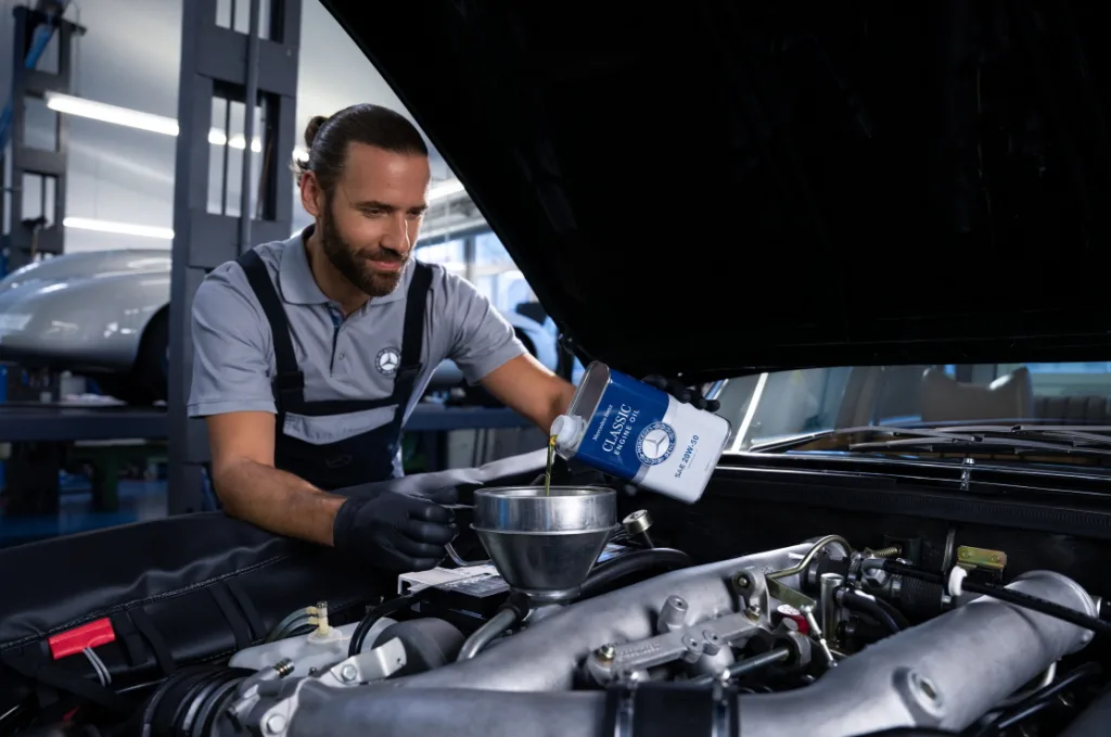 Mercedes-Benz Classic Engine Oils, start from the 1950s to the 2000 1 메르세데스-벤츠 클래식 엔진오일, New: Mercedes-Benz Classic Engine Oils – The proper lubricants for valuable classics