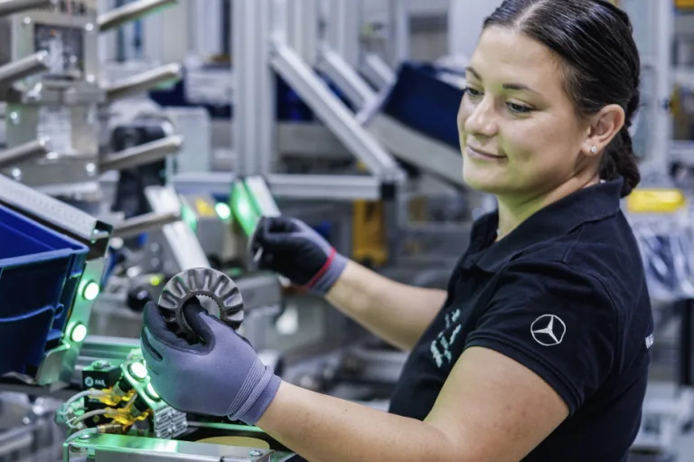 Start of production of Mercedes-Benz GLC electric drive units at Star Assembly