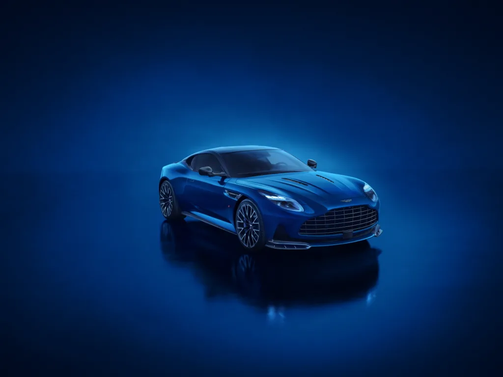 애스턴마틴, 'S'의 전통 이어갈 울트라 럭셔리 스포츠카 DB12 S 출시 13 Aston Martin DB12 S 02 https://mobilityground.com/wp-content/uploads/2025/10/Aston-Martin-DB12-S_01.webp