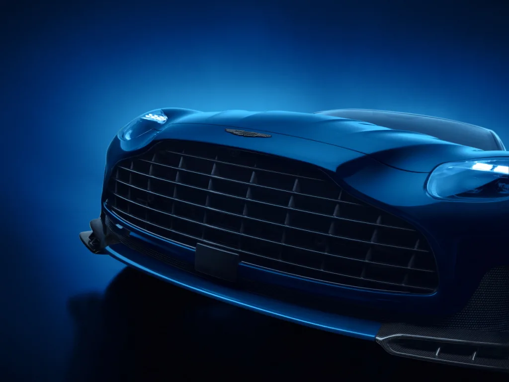 애스턴마틴, 'S'의 전통 이어갈 울트라 럭셔리 스포츠카 DB12 S 출시 7 Aston Martin DB12 S 07 https://mobilityground.com/wp-content/uploads/2025/10/Aston-Martin-DB12-S_01.webp