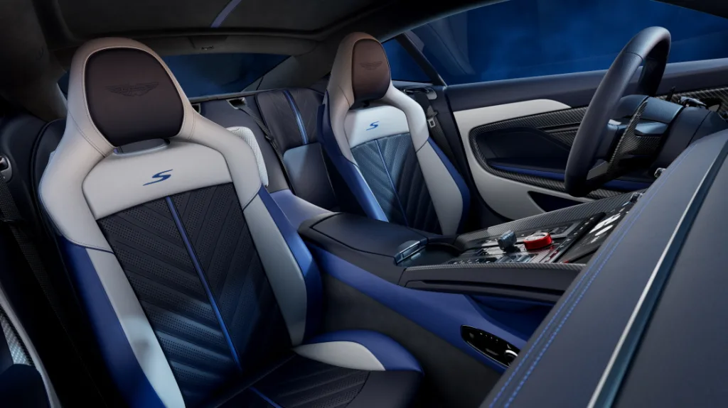 애스턴마틴, 'S'의 전통 이어갈 울트라 럭셔리 스포츠카 DB12 S 출시 12 Aston Martin DB12 S 19 https://mobilityground.com/wp-content/uploads/2025/10/Aston-Martin-DB12-S_01.webp