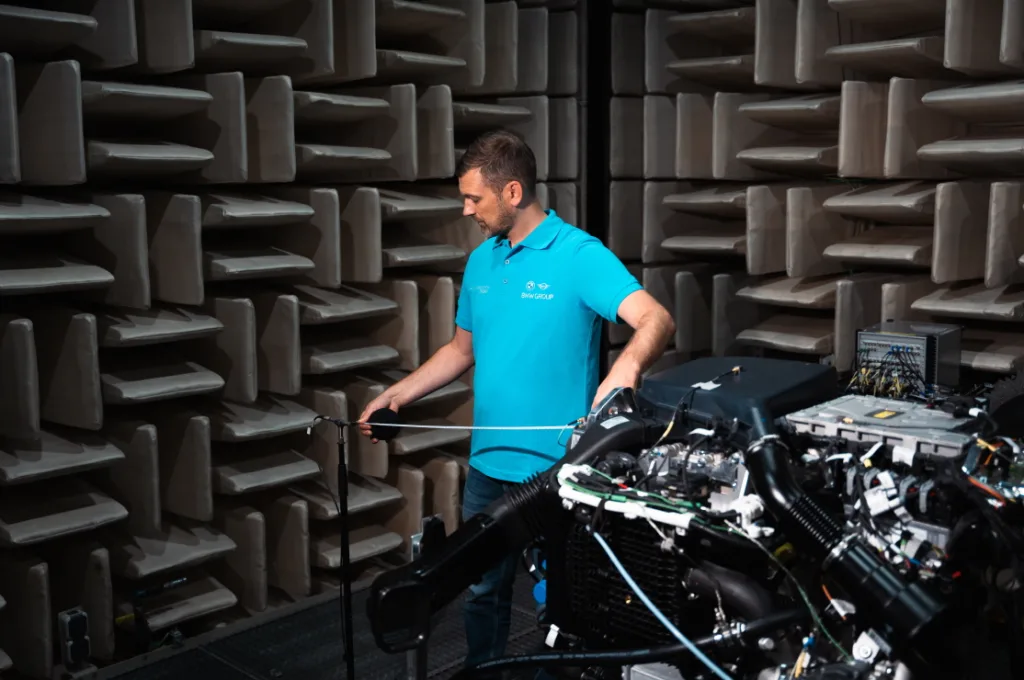 P90614891 highRes hydrogen high tech a https://mobilityground.com/wp-content/uploads/2025/10/P90614883_highRes_hydrogen-high-tech-a.webp