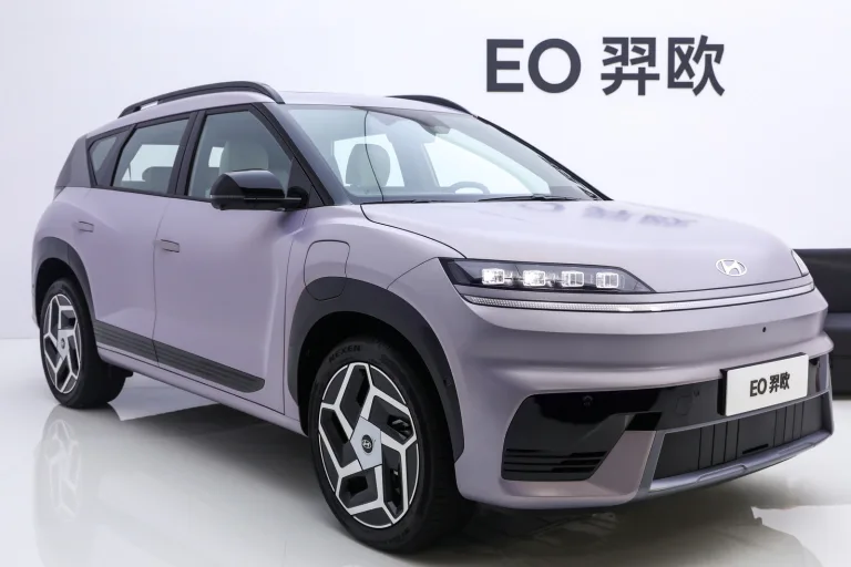 현대차의 중국 현지 전략형 전기 SUV '일렉시오'