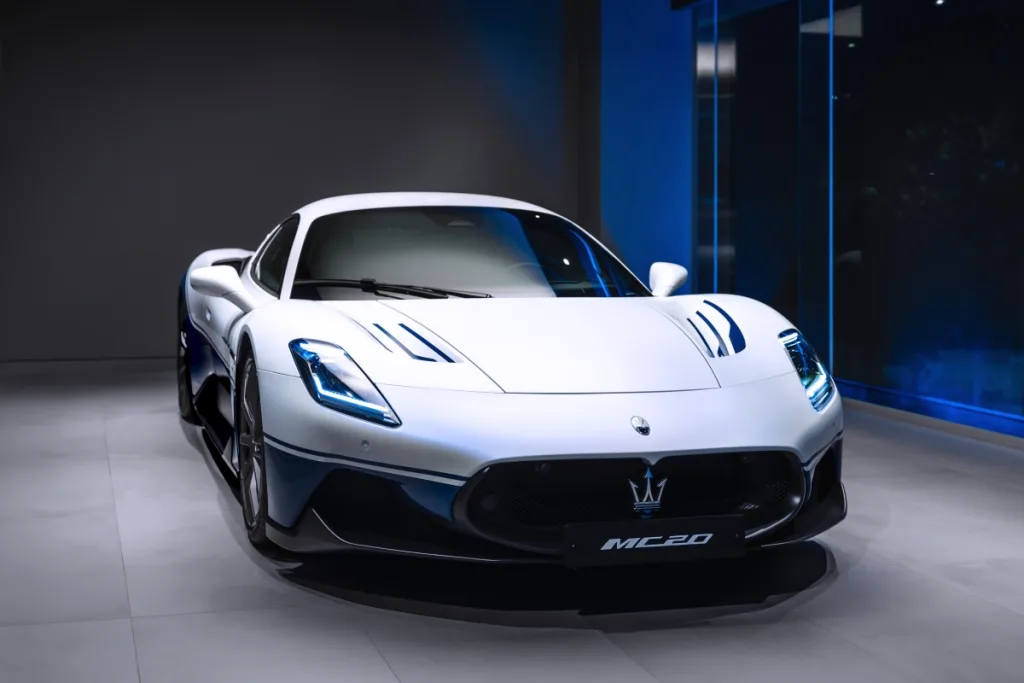 국내 각 1대뿐! 마세라티 MC20 스페셜 에디션 3종 익스클루시브 나잇서 공개 2 사진자료2 MC20 이코나Icona https://mobilityground.com/wp-content/uploads/2025/10/사진자료1-MC20-레젠다Leggenda.webp