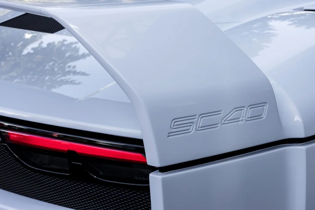 "단 1대만 제작" 페라리 SC40, F40 DNA 담은 296 GTB 기반 원-오프 공개 8 페라리 SC40 2 https://mobilityground.com/wp-content/uploads/2025/10/페라리-SC40_4.webp