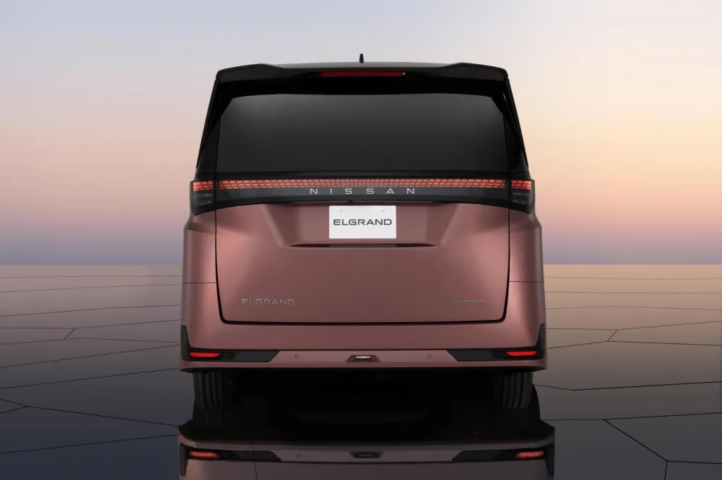 251029 01 Elgrand 11 https://mobilityground.com/wp-content/uploads/2025/11/251029-01_Elgrand_01.webp