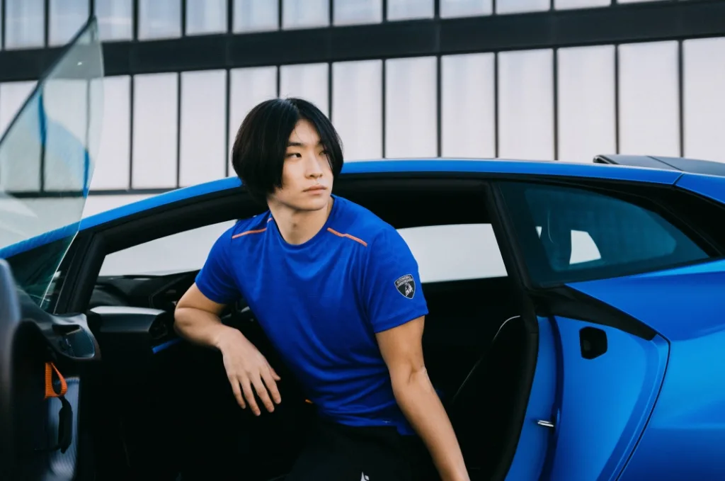 람보르기니 크리스마스 기프트 컬렉션 공개, 2025 홀리데이 컬렉션 6 666548 https://mobilityground.com/wp-content/uploads/2025/11/666549.webp