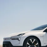 폴스타 4, Polestar first to integrate Google Maps’ live lane guidance – a new navigation experience on the driver display in Polestar 4